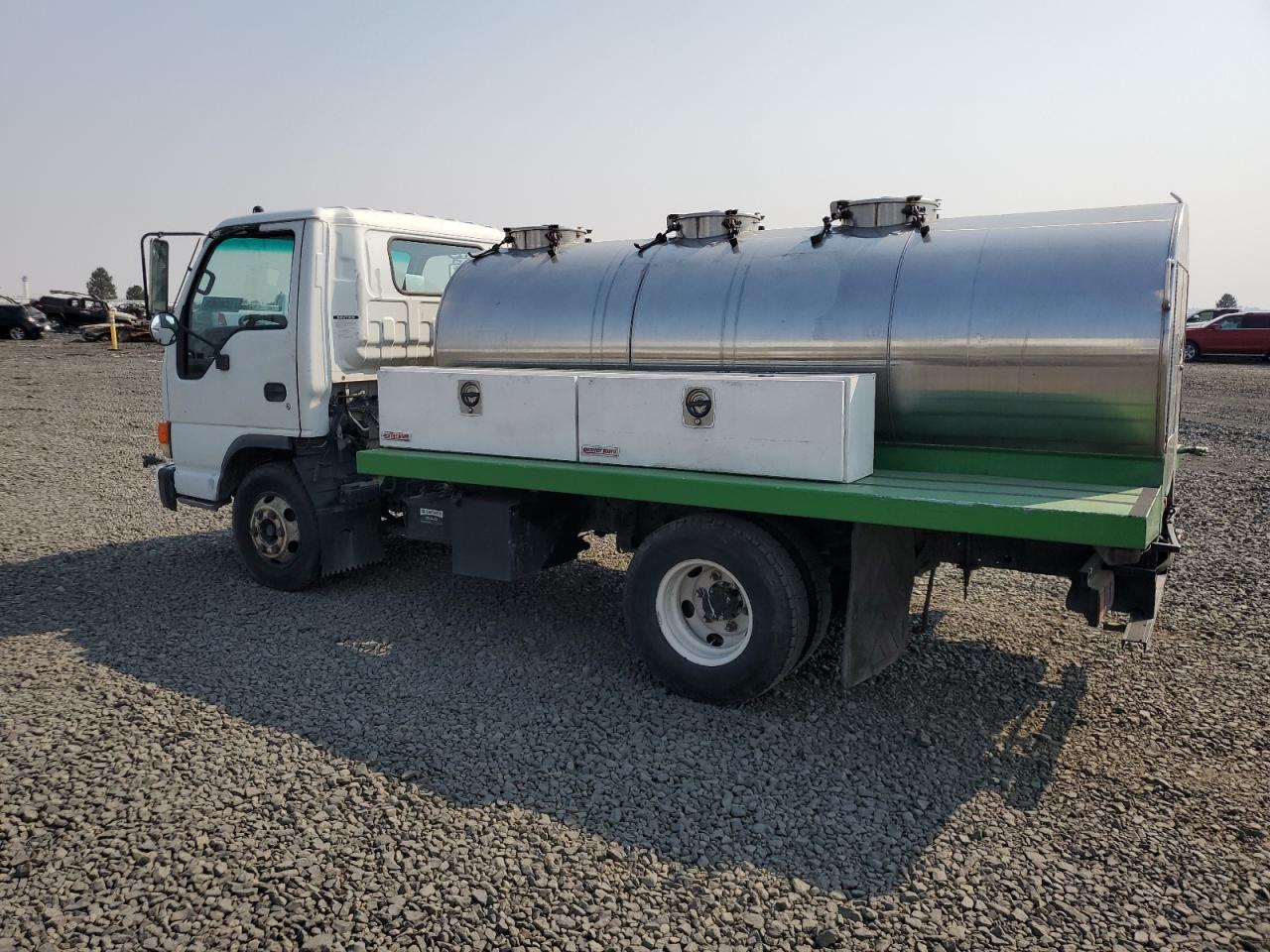 Lot #3281465995 2000 ISUZU NPR