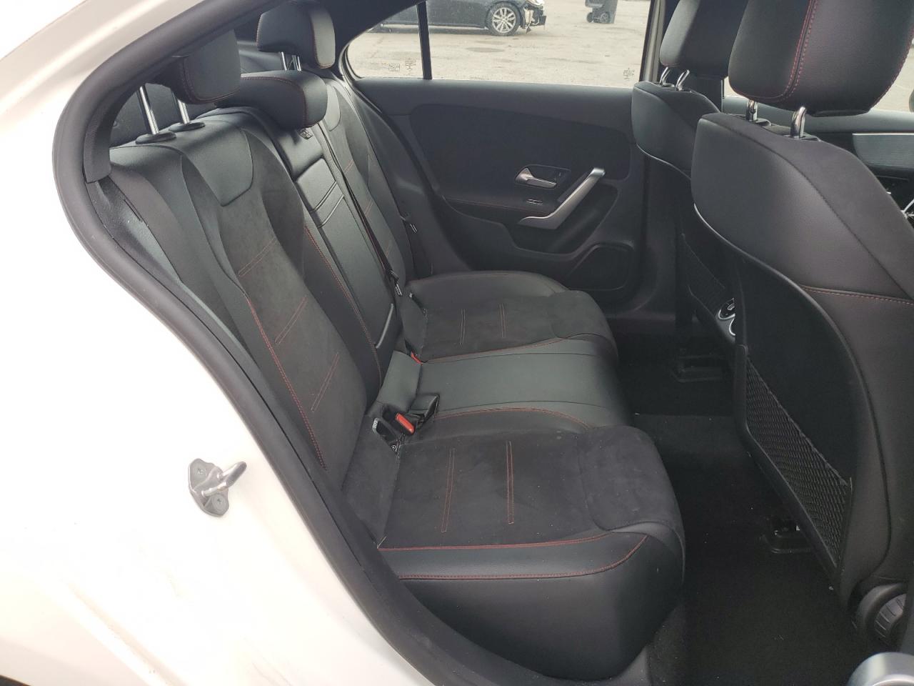 MERCEDES-BENZ A-CLASS 220 4MATIC