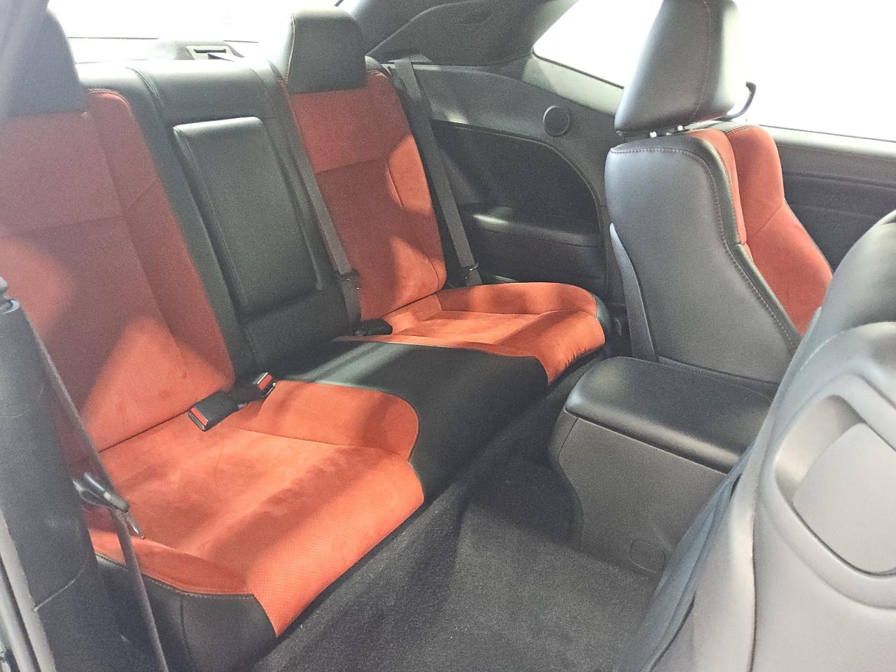 DODGE CHALLENGER R/T SCAT PACK