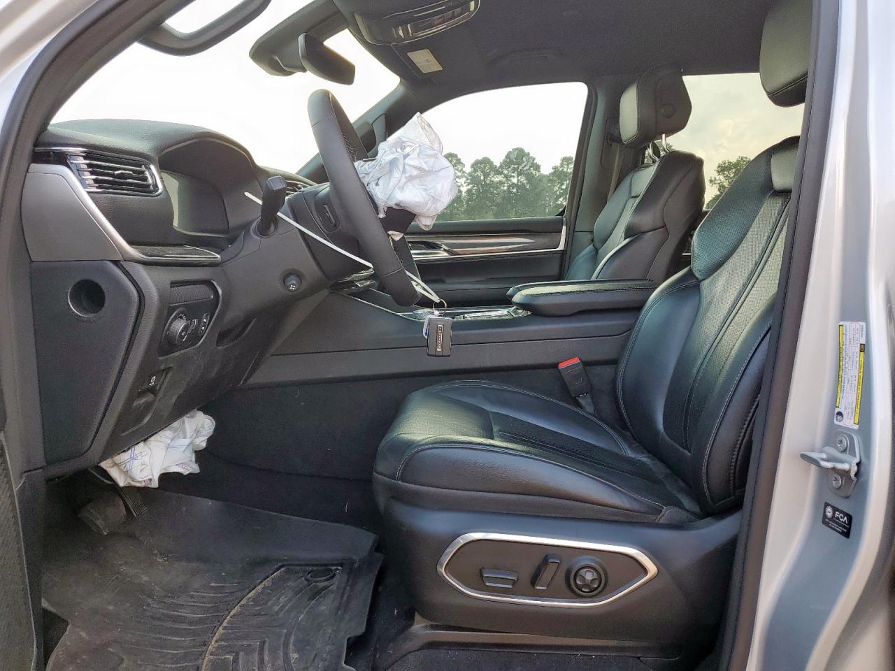 JEEP WAGONEER SERIES I