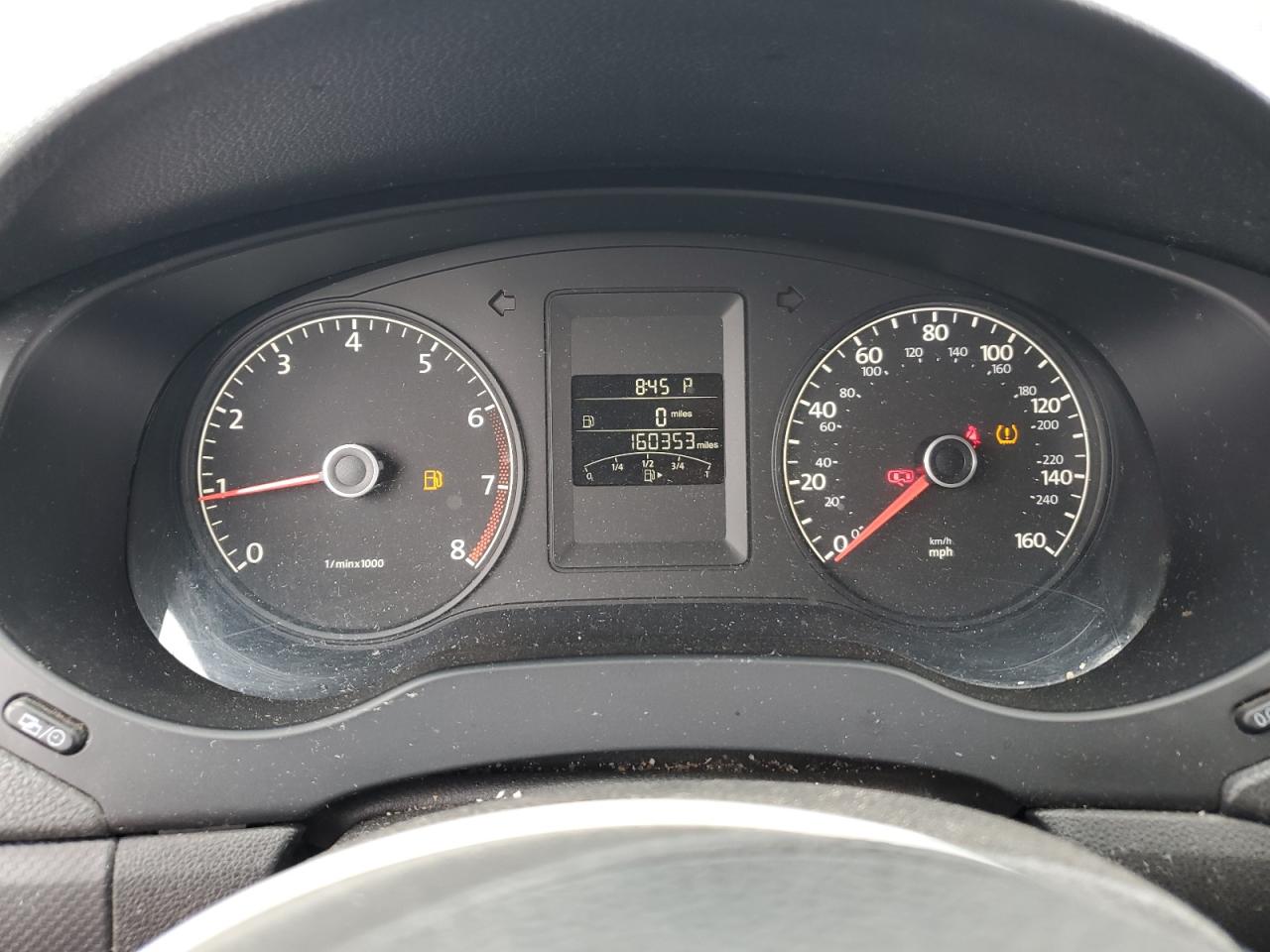 VOLKSWAGEN JETTA BASE