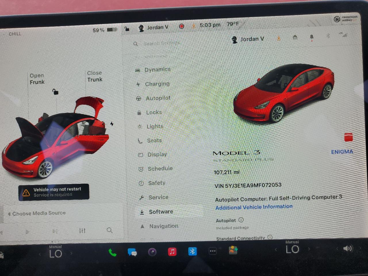 TESLA MODEL 3