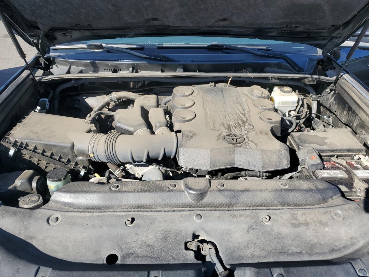 TOYOTA 4RUNNER SR5/SR5 PREMIUM