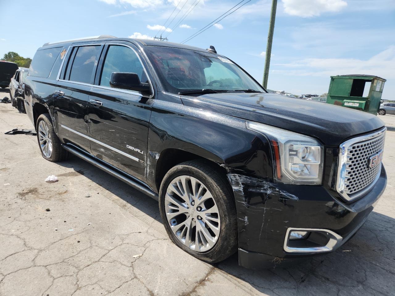 GMC YUKON DENALI