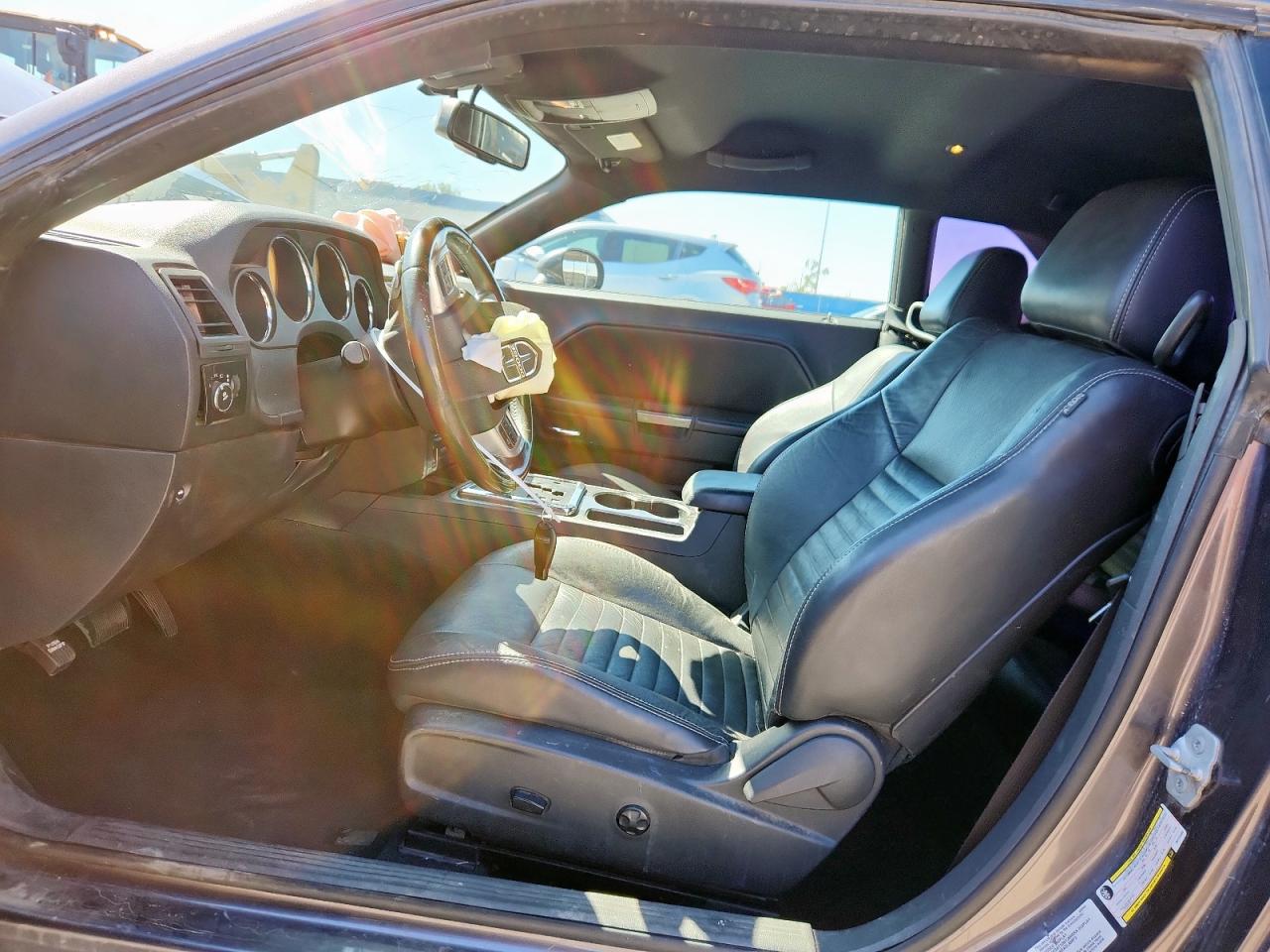 DODGE CHALLENGER SXT