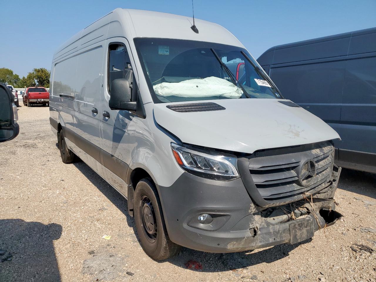 MERCEDES-BENZ SPRINTER 2500