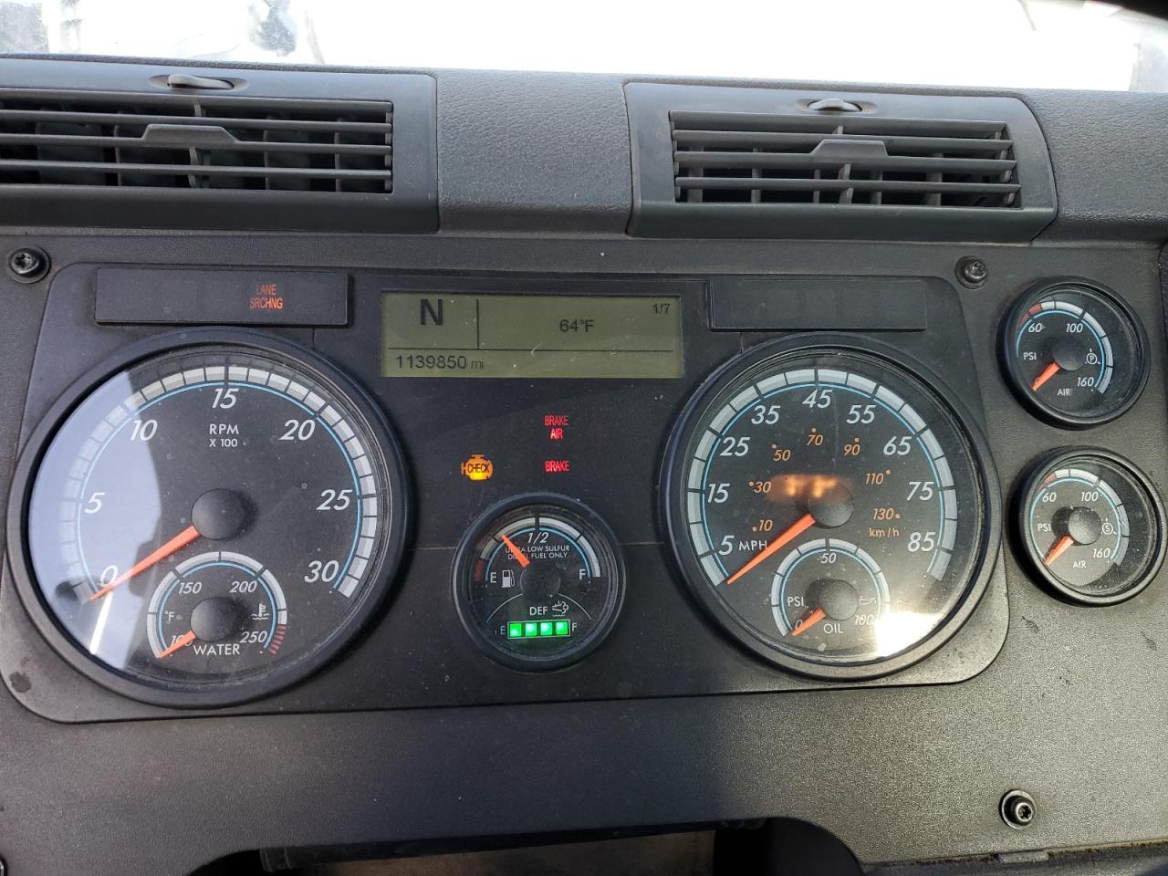 Lot #3245408402 2016 FREIGHTLINER CASCADIA 1