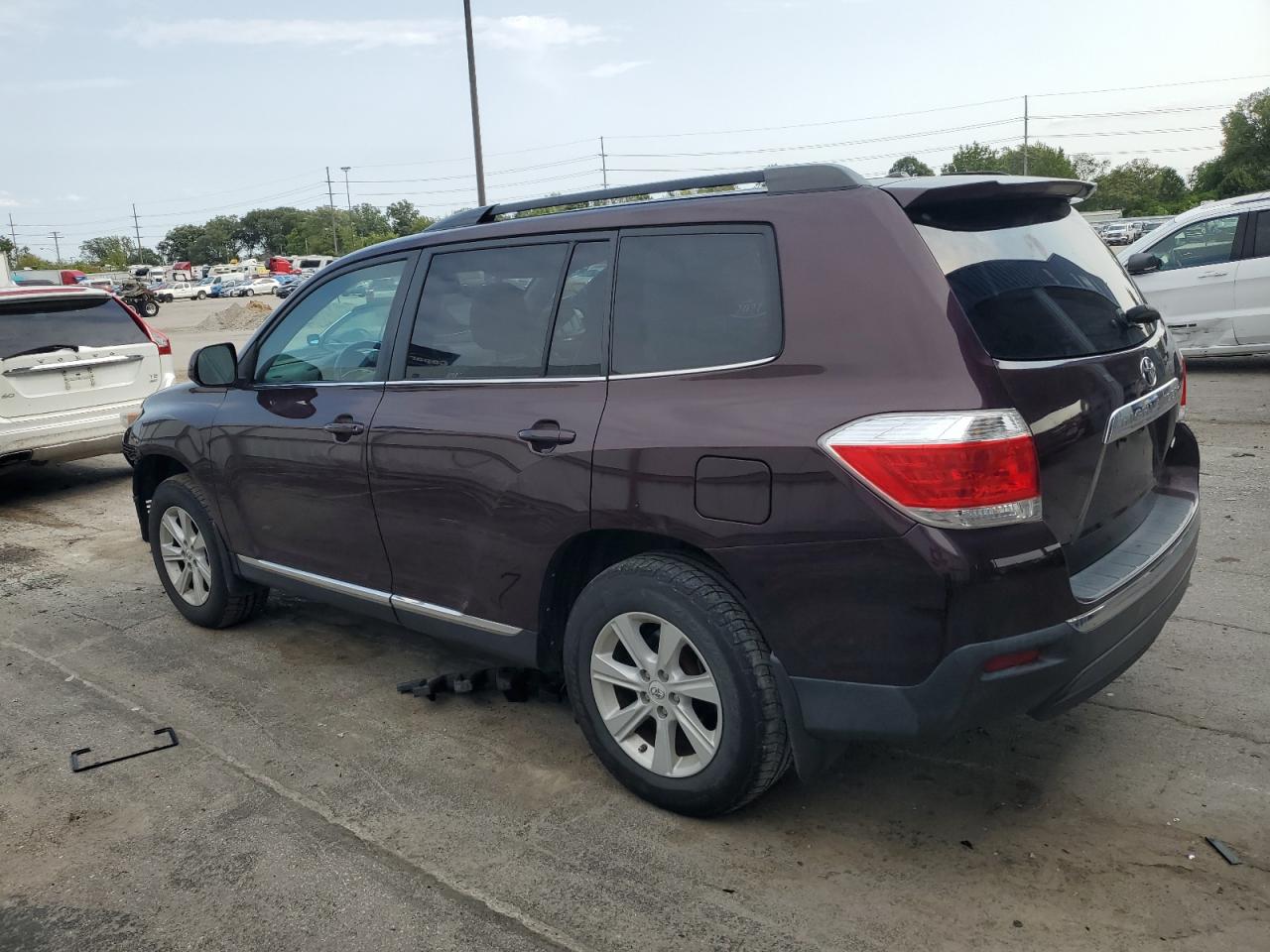 TOYOTA HIGHLANDER BASE