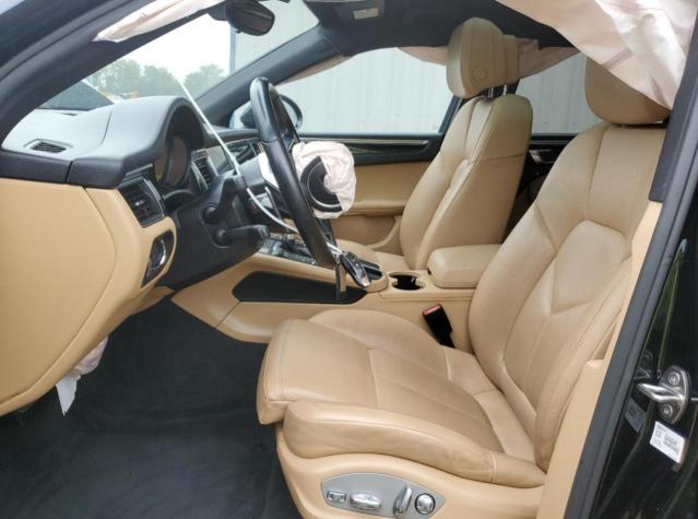 2017 PORSCHE MACAN WP1AA2A58HLB06972