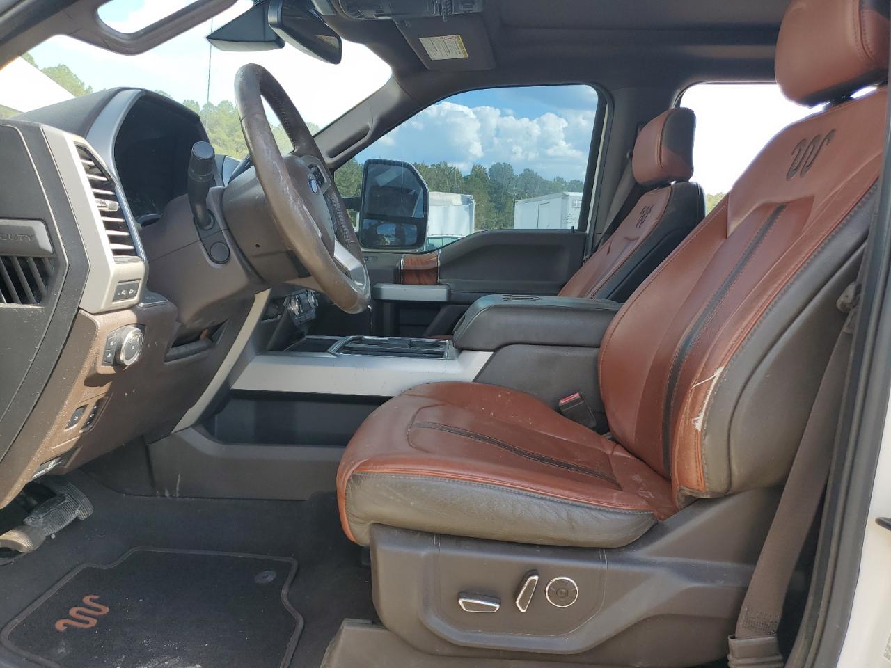 FORD F-250 SUPER DUTY