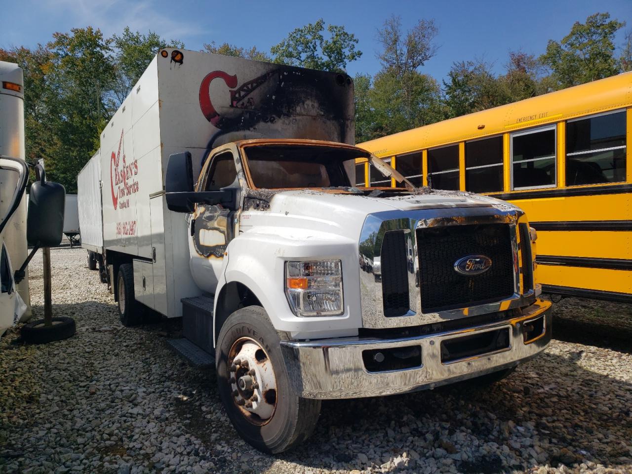FORD F-750 SUPER DUTY