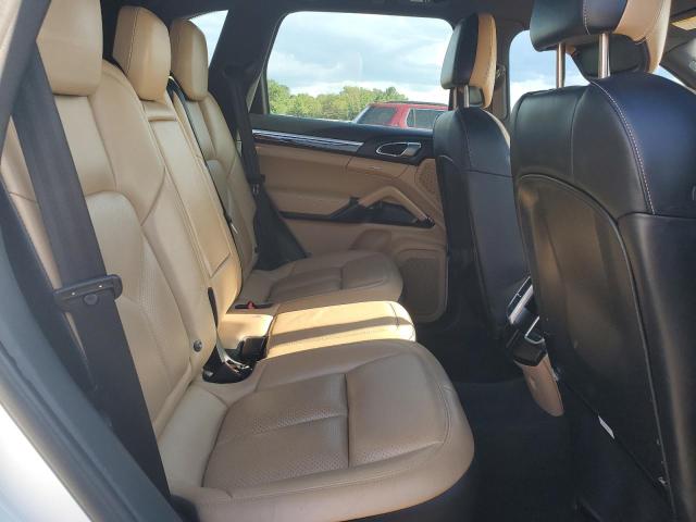 2016 PORSCHE CAYENNE WP1AA2A28GLA02499