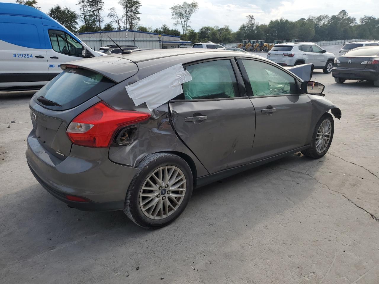 FORD FOCUS SE