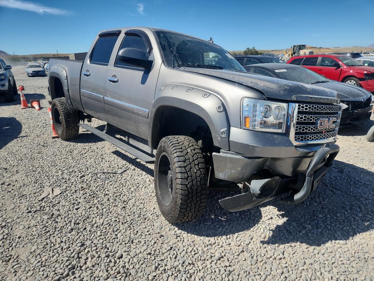 GMC SIERRA 2500HD K2500 DENALI