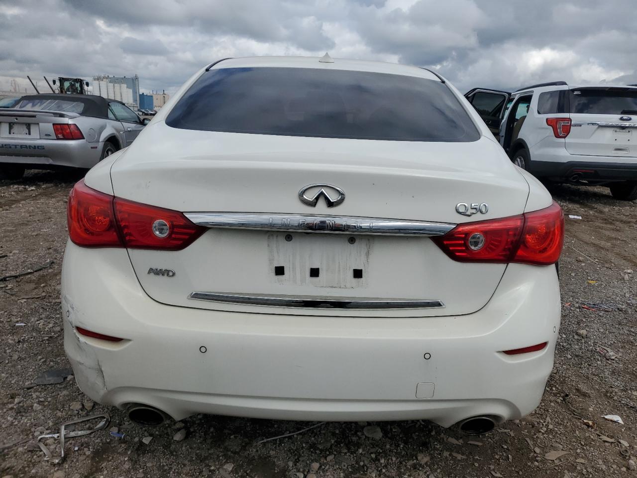 INFINITI Q50 BASE