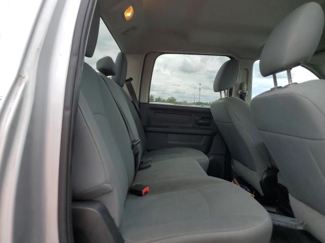 2018 RAM 1500 ST 1C6RR6KG9JS255267