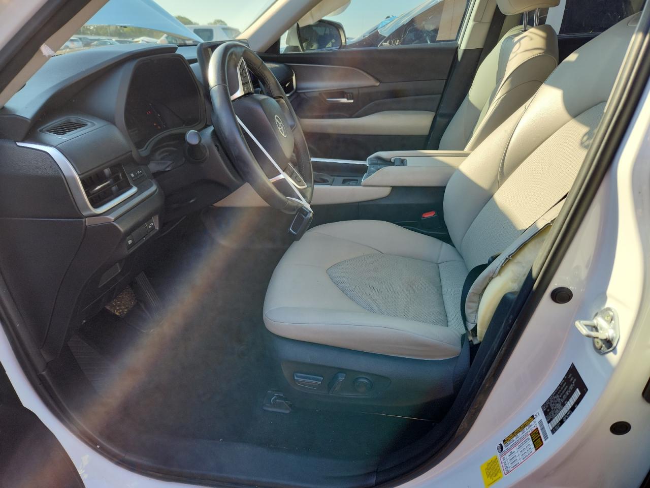 TOYOTA HIGHLANDER XLE