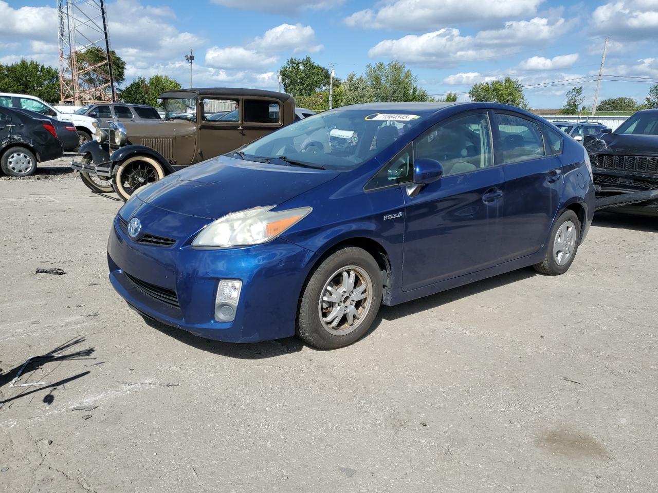 TOYOTA PRIUS