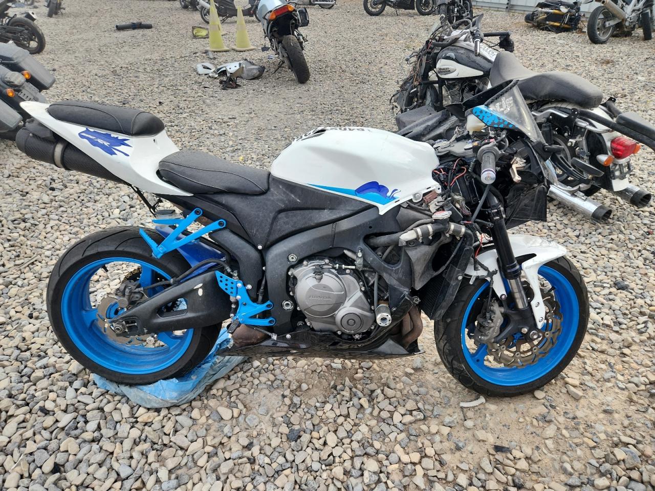  Salvage Honda Cbr Cycle
