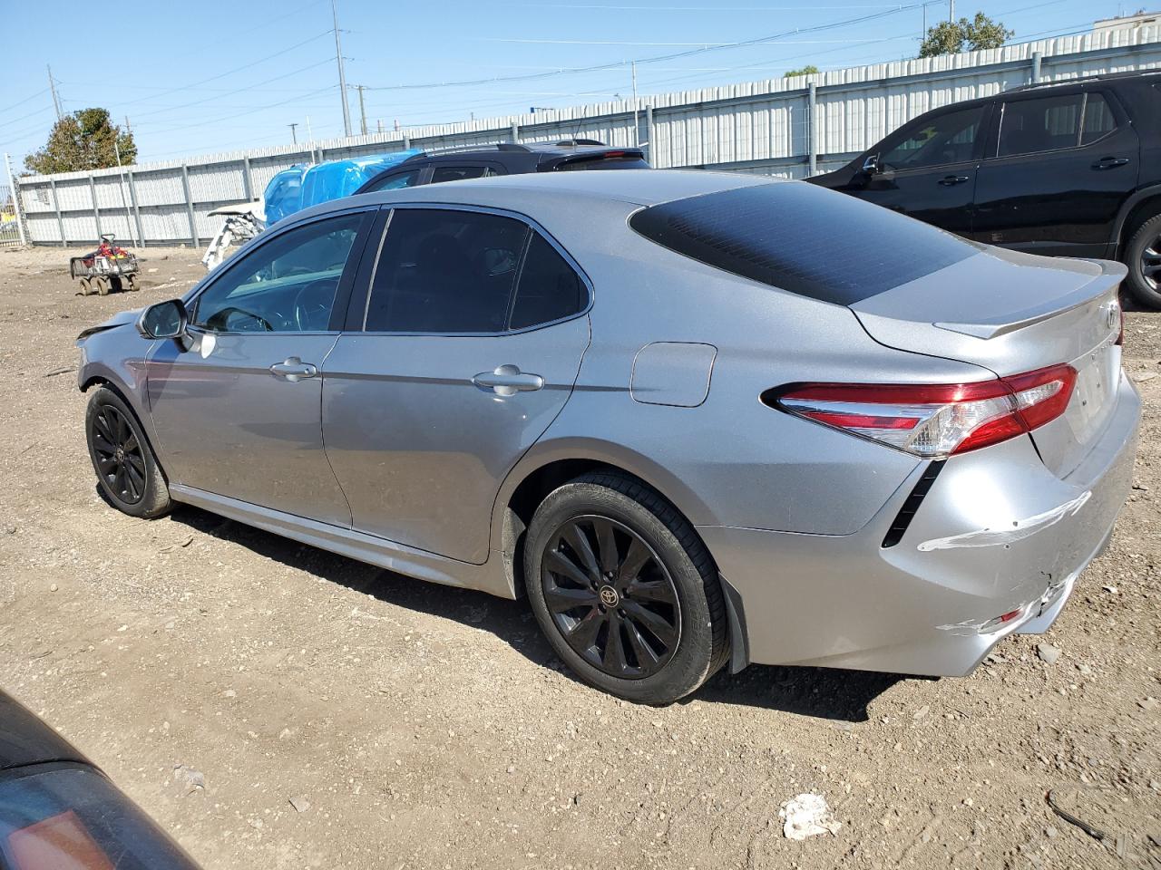TOYOTA CAMRY SE