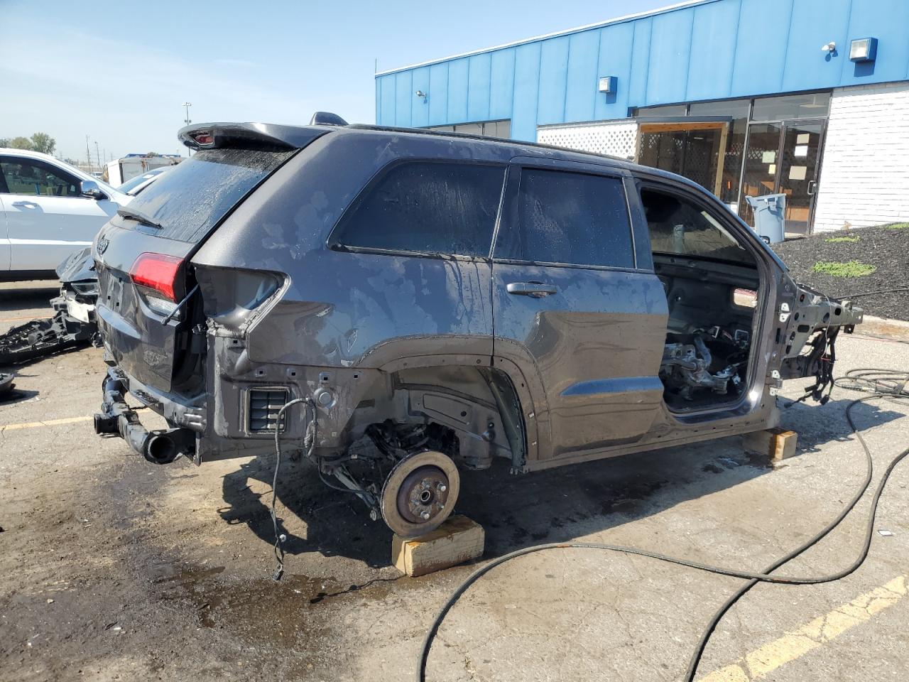 JEEP GRAND CHEROKEE SRT-8
