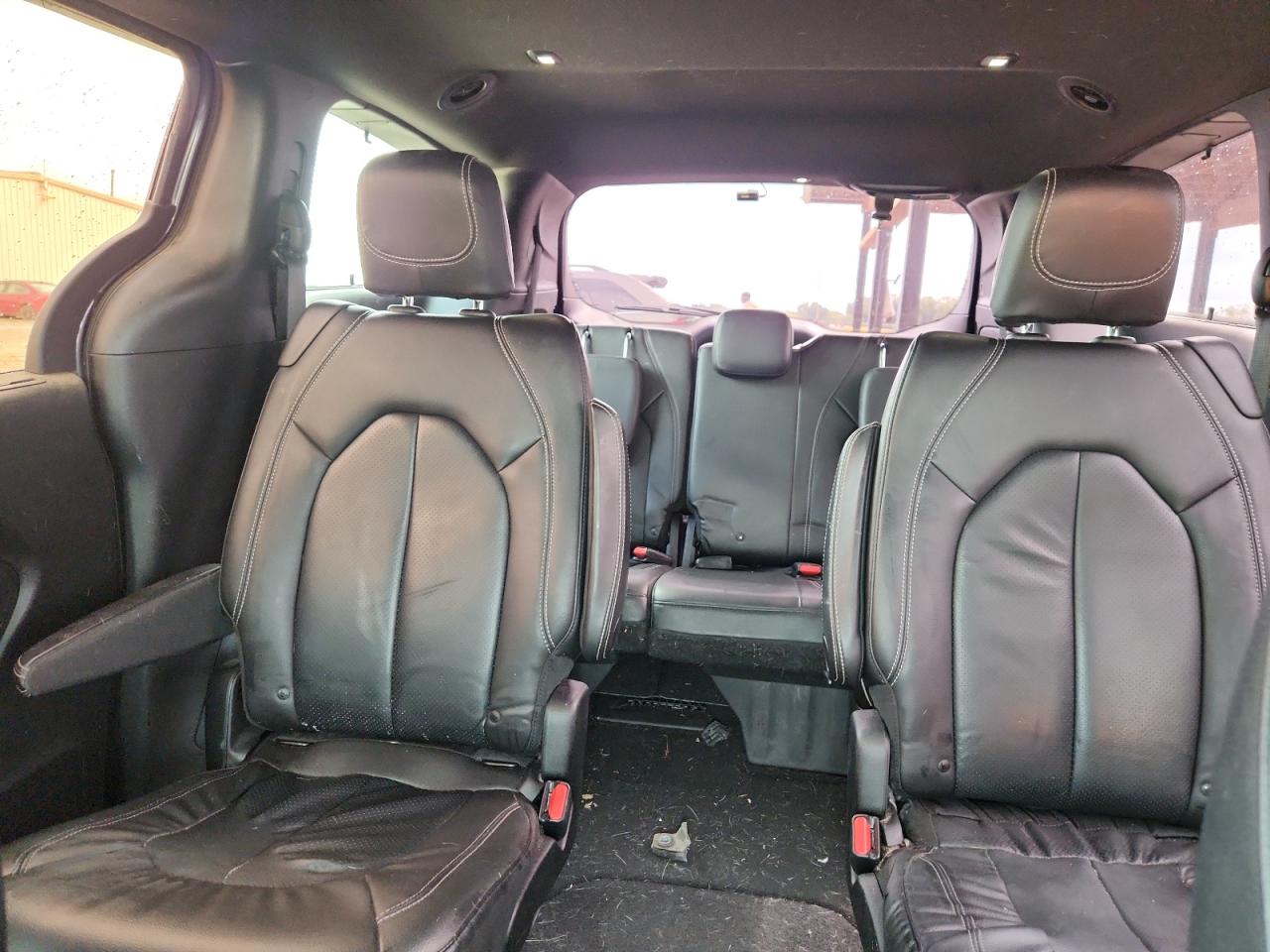 CHRYSLER PACIFICA TOURING L