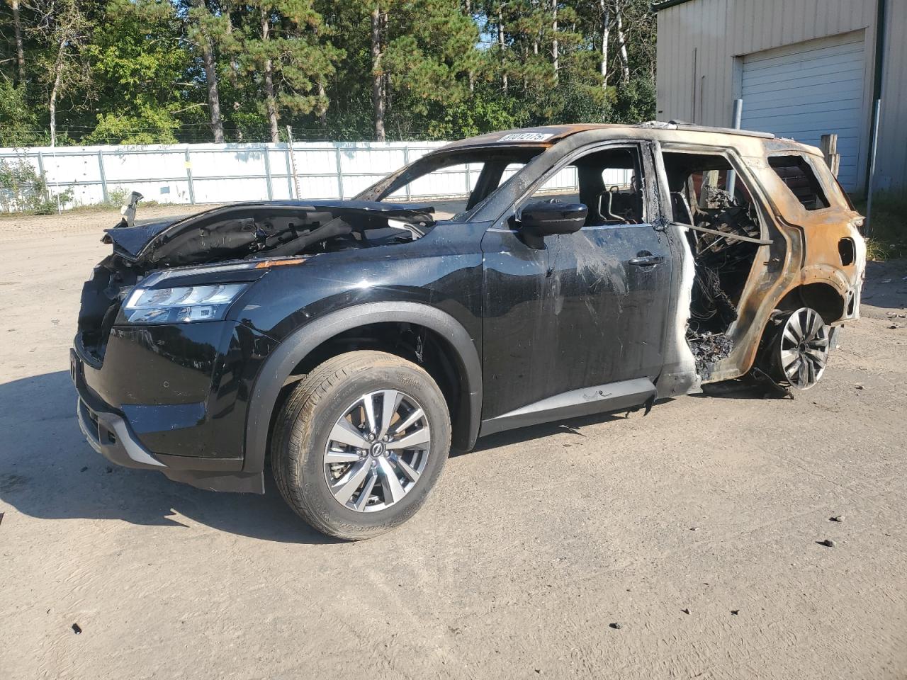 NISSAN PATHFINDER SL