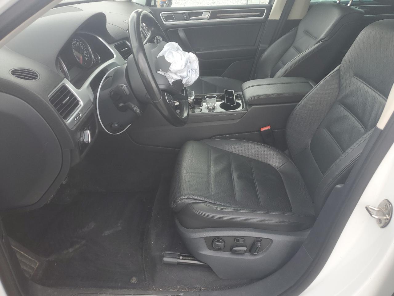 VOLKSWAGEN TOUAREG EXECUTIVE