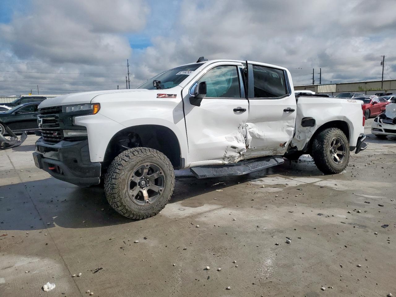 CHEVROLET SILVERADO K1500 LT TRAIL BOSS