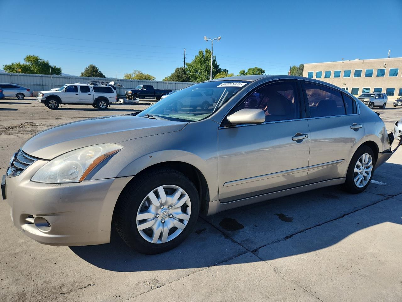 NISSAN ALTIMA BASE