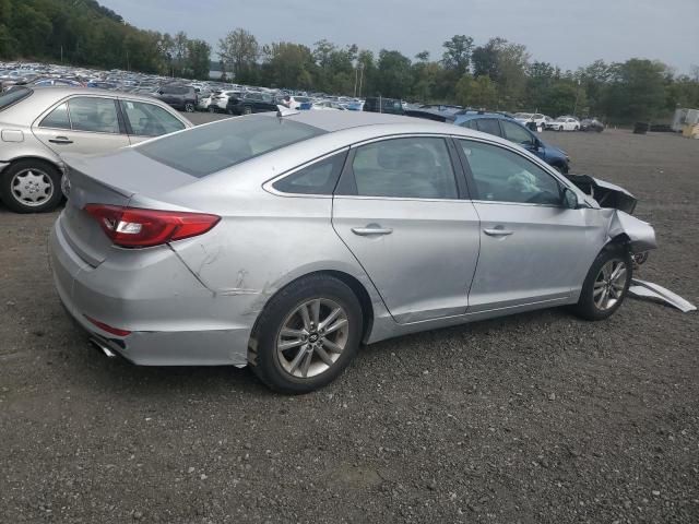 2016 HYUNDAI SONATA SE 5NPE24AF0GH389620