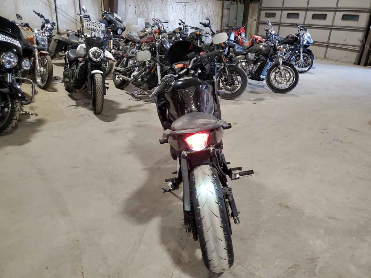 Lot #3301836330 2009 YAMAHA FZ6 R