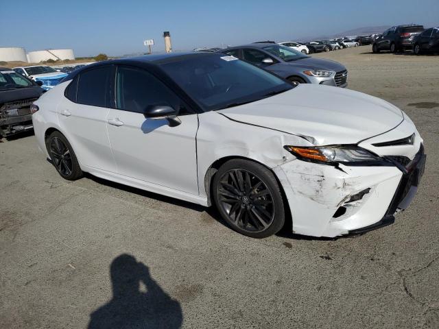 2019 TOYOTA CAMRY XSE 4T1B61HK6KU166372