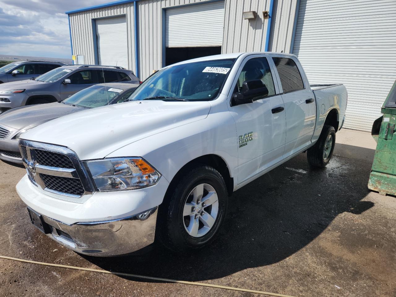 RAM 1500 SLT