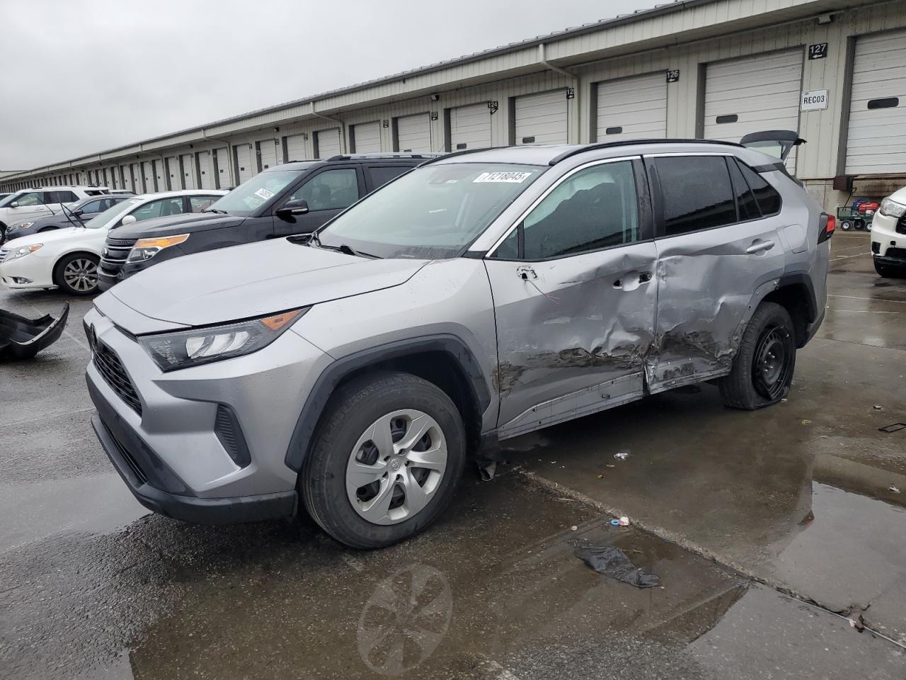 TOYOTA RAV4 LE