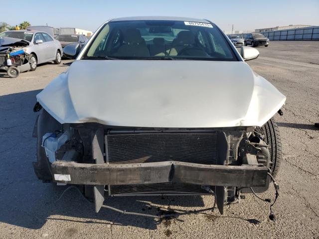 2017 HYUNDAI ELANTRA SE 5NPD74LF0HH189123