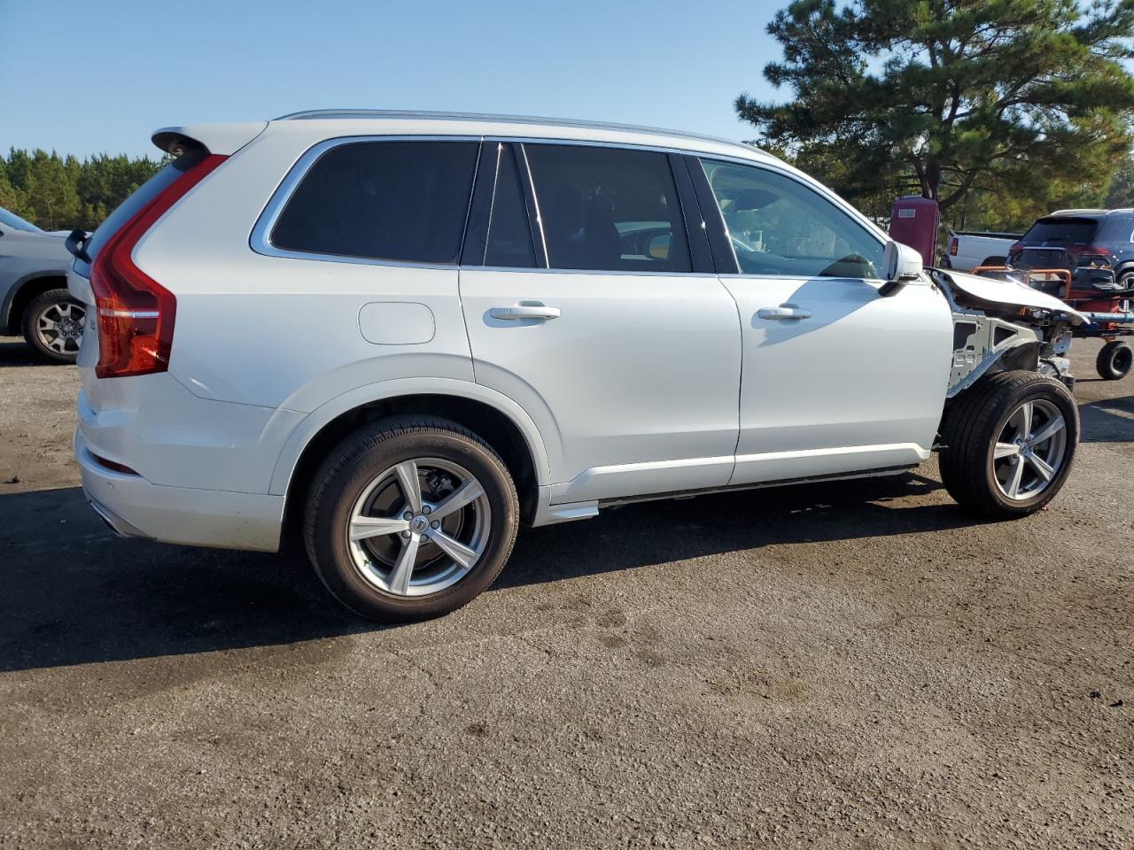 VOLVO XC90 T5 MOMENTUM