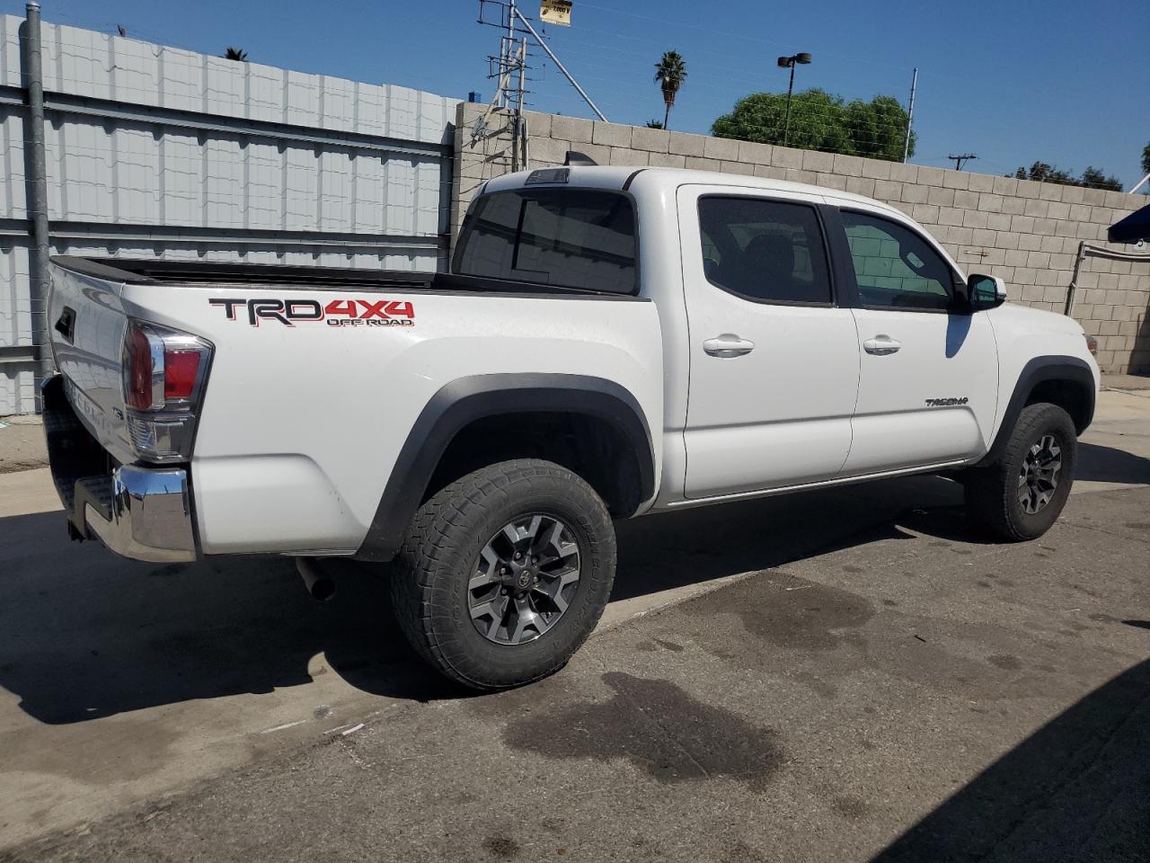 TOYOTA TACOMA DOUBLE CAB