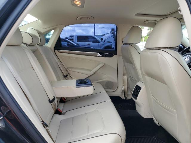 2018 VOLKSWAGEN PASSAT SE - 1VWBA7A30JC005851