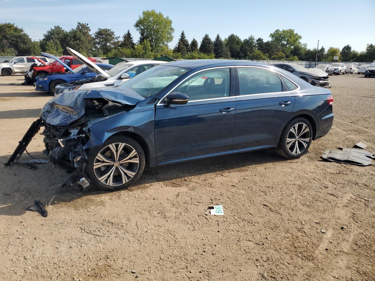 VOLKSWAGEN PASSAT SE