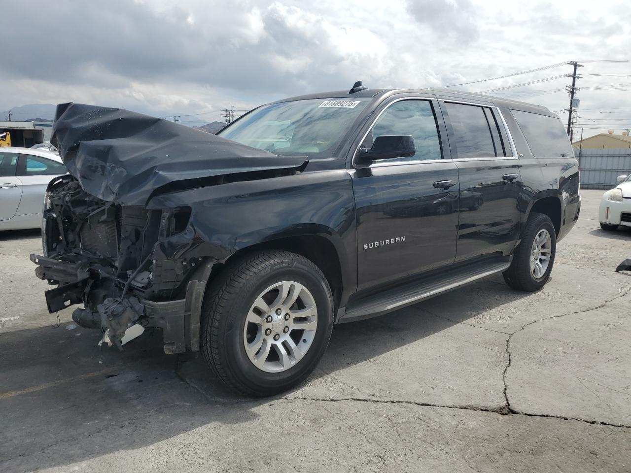 CHEVROLET SUBURBAN C1500 LS