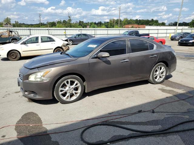 NISSAN MAXIMA S