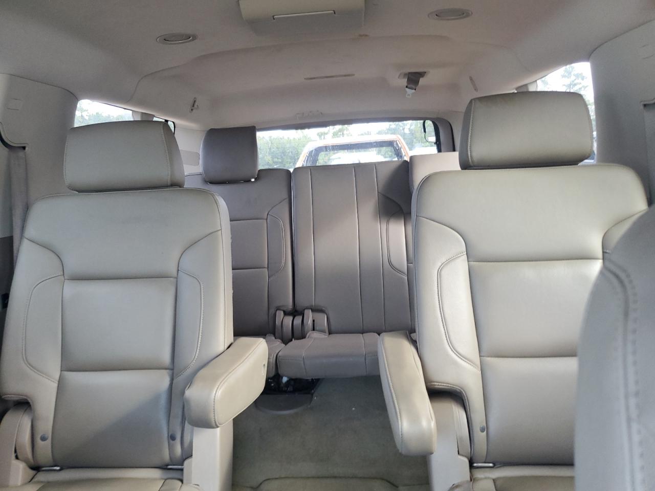 CHEVROLET SUBURBAN C1500 LT