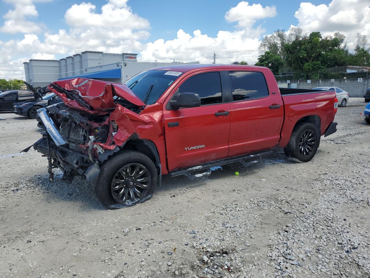TOYOTA TUNDRA CREWMAX SR5