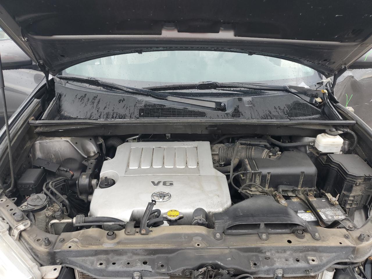 TOYOTA HIGHLANDER BASE