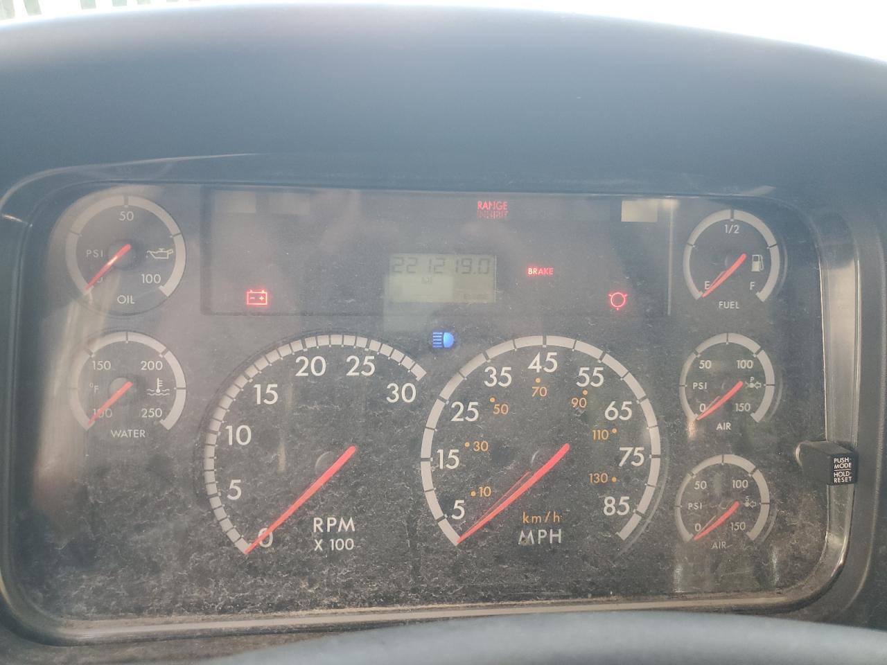 Lot #3245444442 2011 FREIGHTLINER M2 106 MED