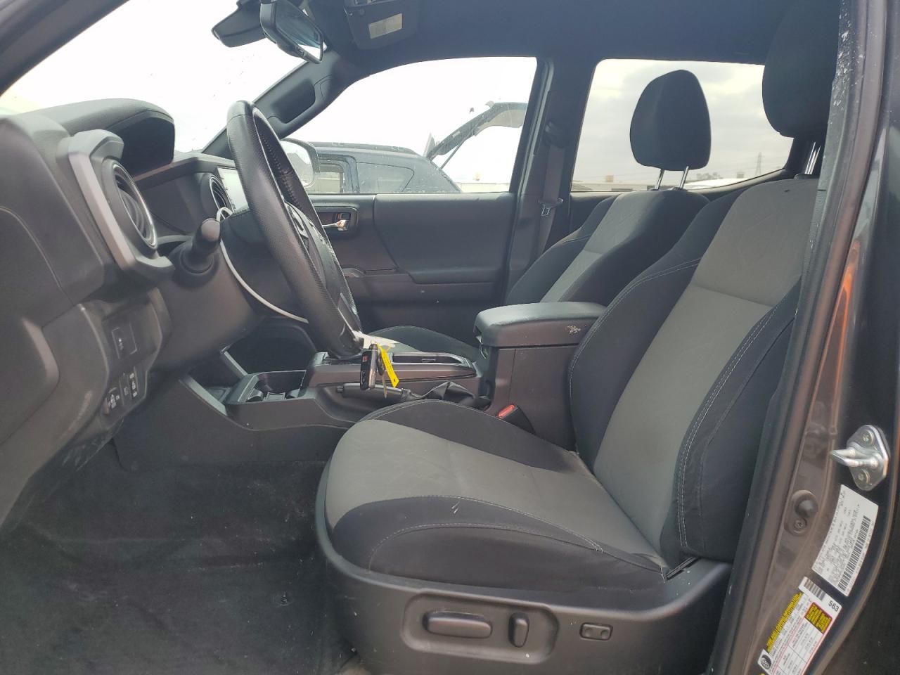 Lot #3319015449 2023 TOYOTA TACOMA DOU