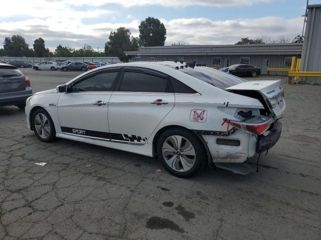 2015 HYUNDAI SONATA HYBRID KMHEC4A44FA123403