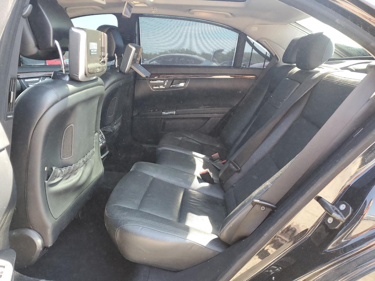 MERCEDES-BENZ S-CLASS 550 4MATIC