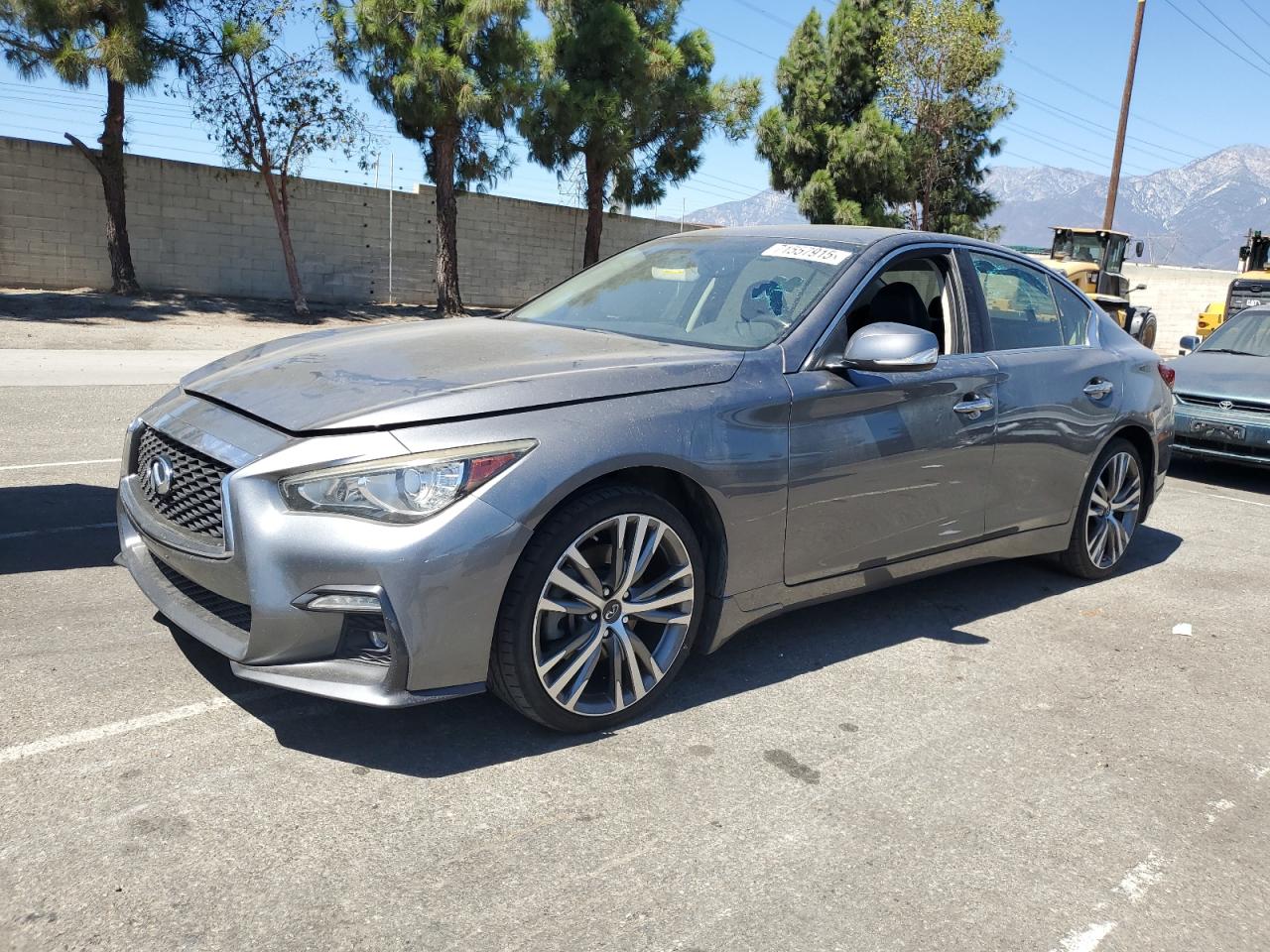 INFINITI Q50 LUXE